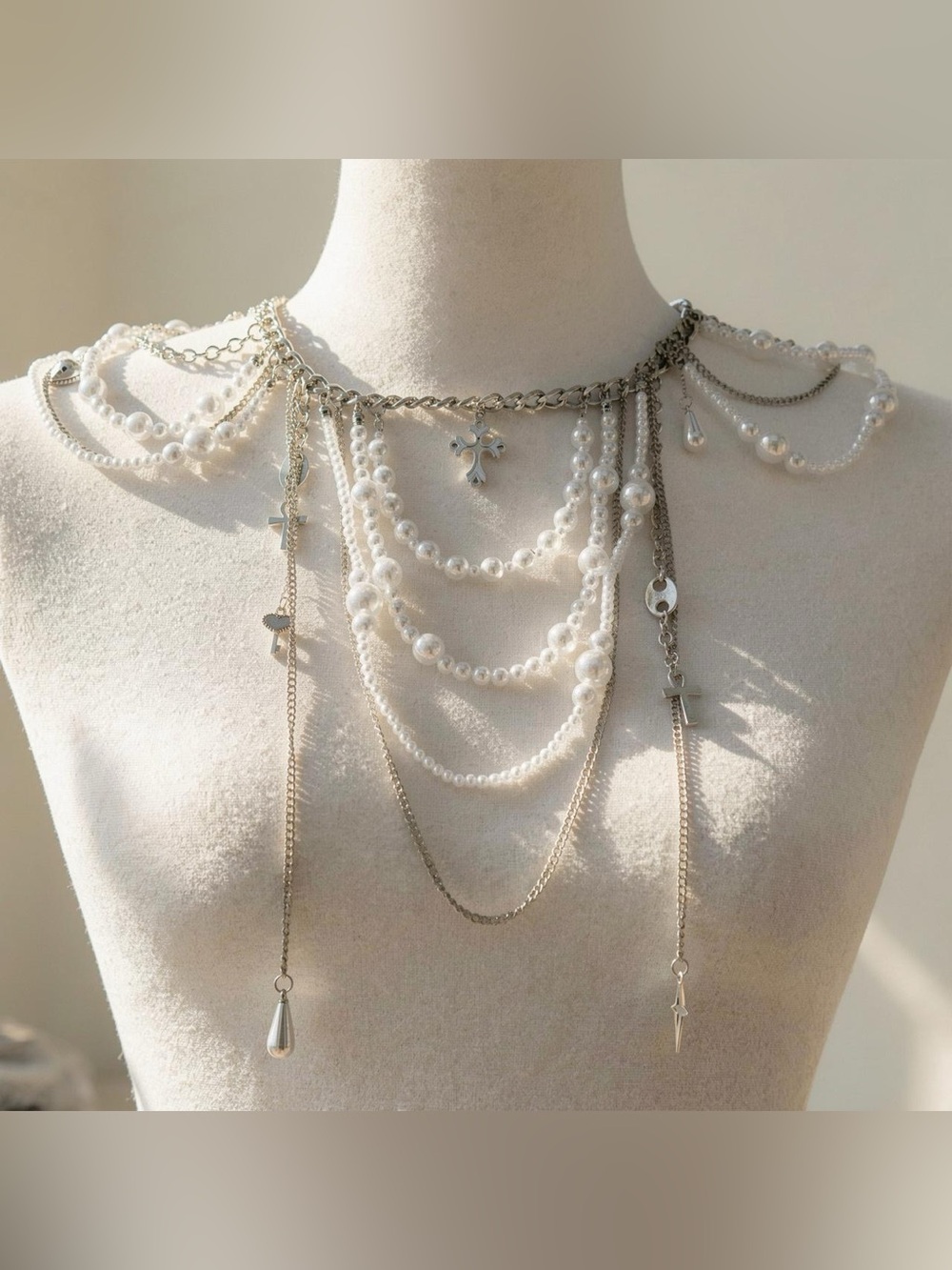 Y2K 2000s style  faux pearl necklace with cross and heart charms